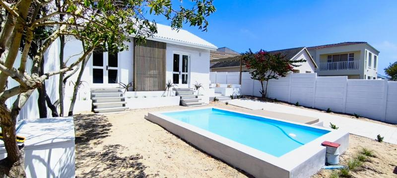 2 Bedroom Property for Sale in Kleinkrantz Western Cape